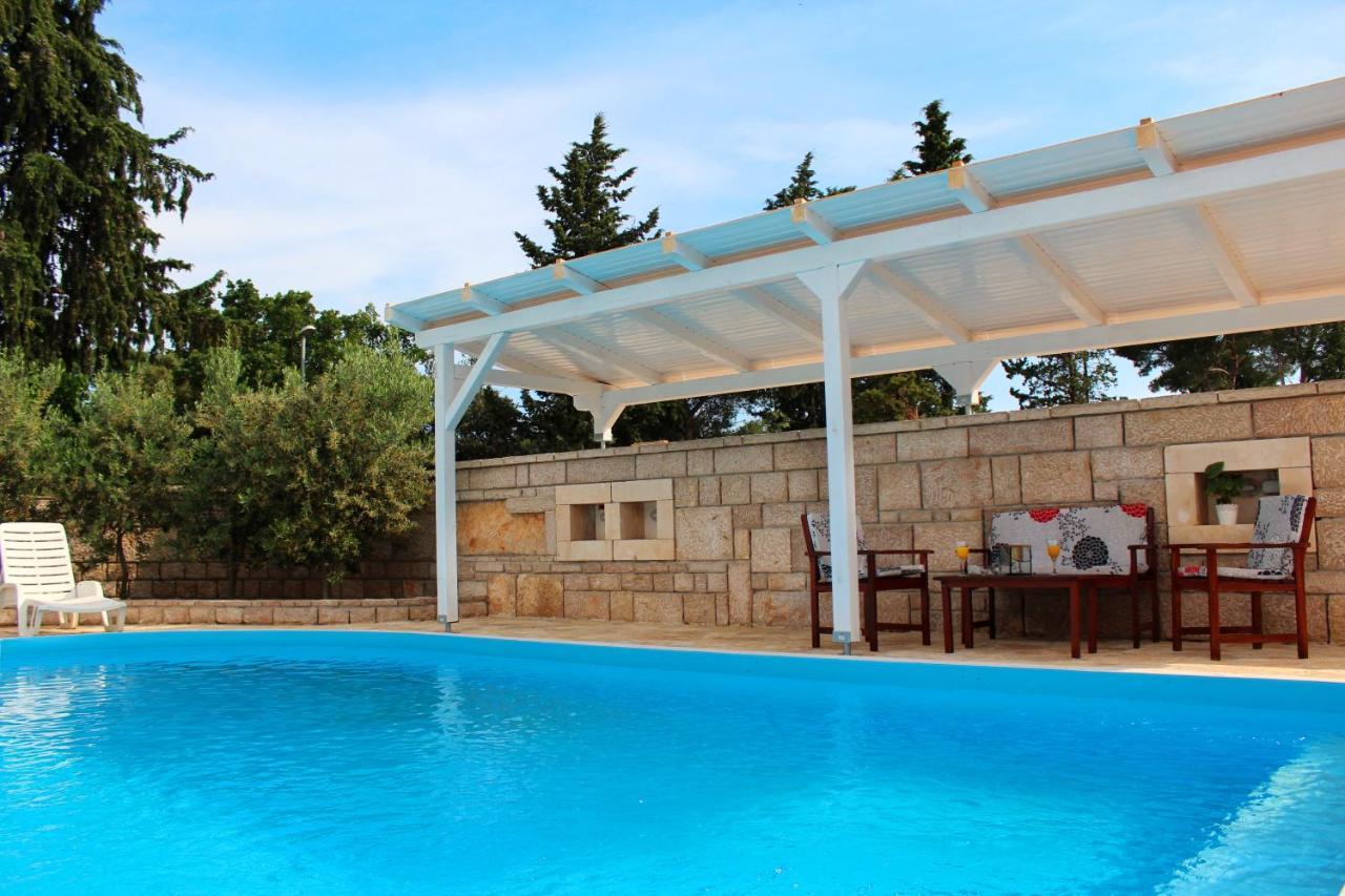 Villa Daria Pakostane Exterior photo